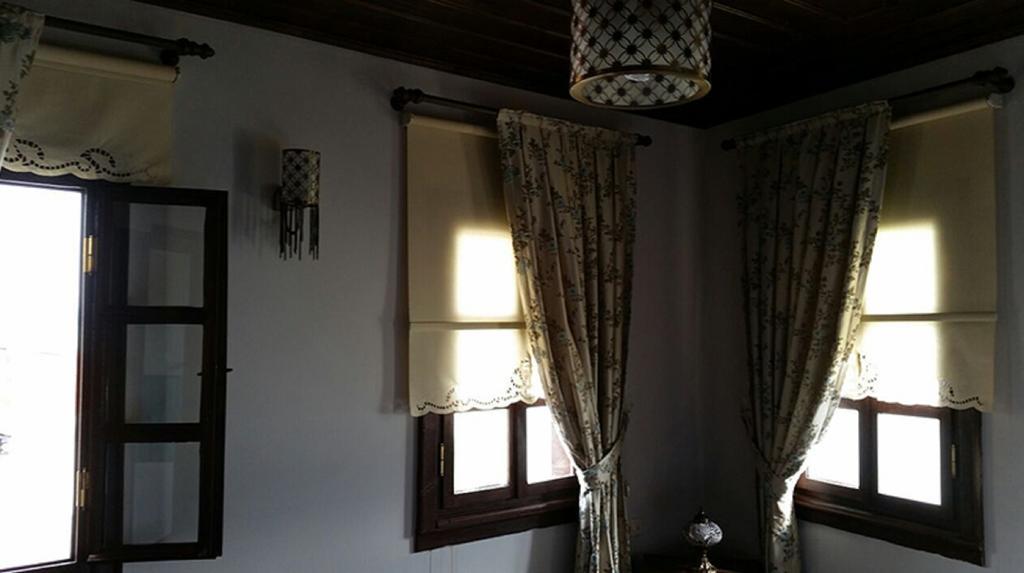 Faik Bey Konagi Bed and Breakfast Golyazi Exterior foto